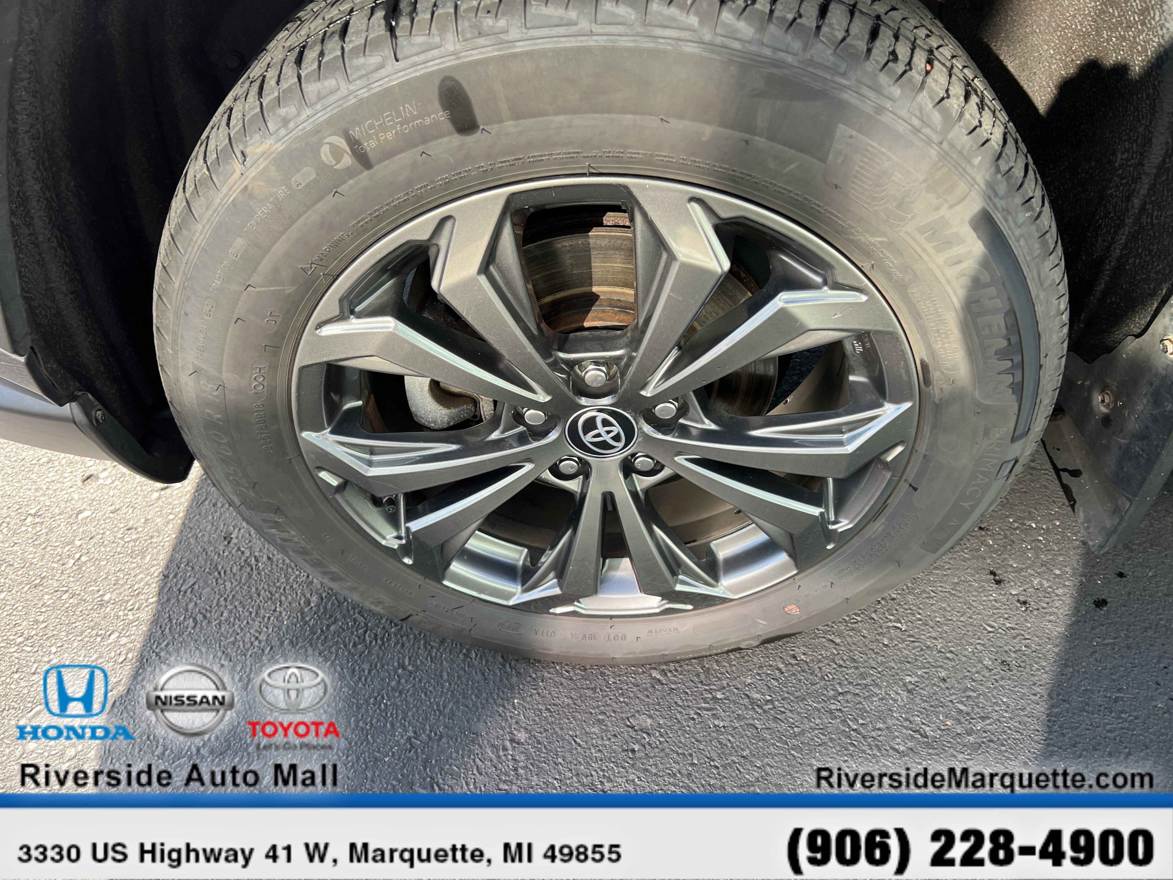 Used 2023 Toyota RAV4 Limited image 11