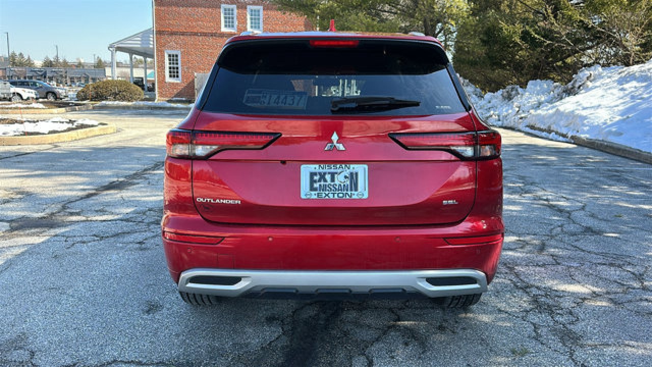 Used 2022 Mitsubishi Outlander SEL image 6