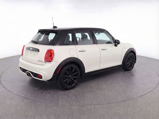 Used 2015 MINI Cooper S image 31
