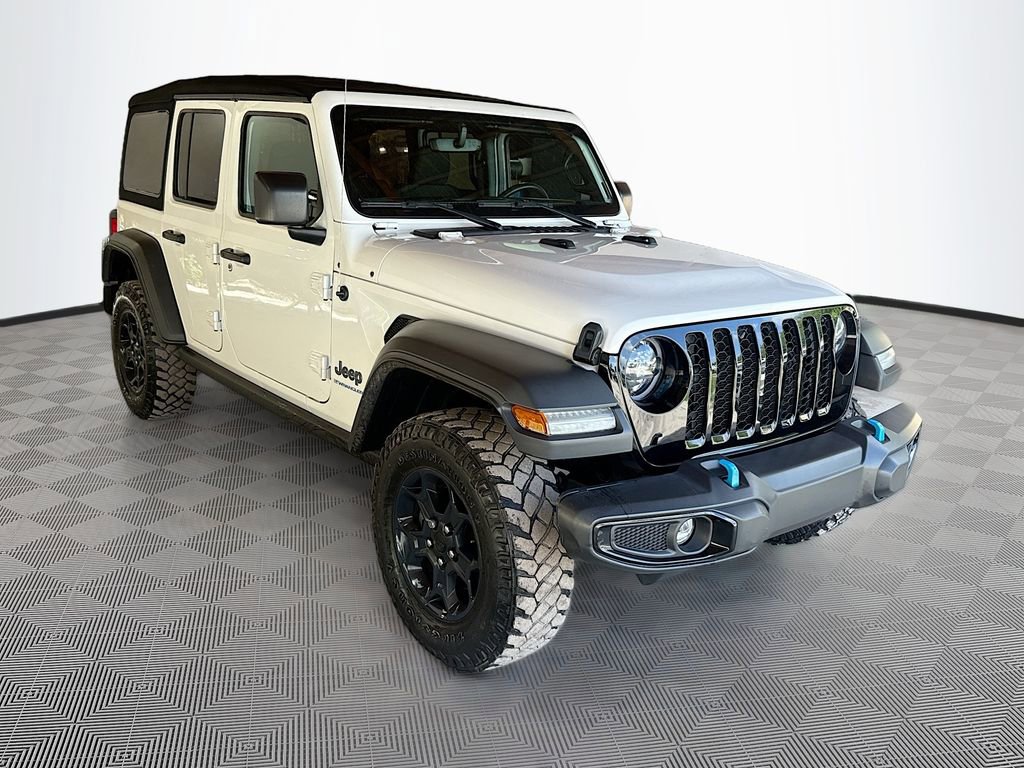 Used 2023 Jeep Wrangler Unlimited w/ 8.4" Radio Group image 4