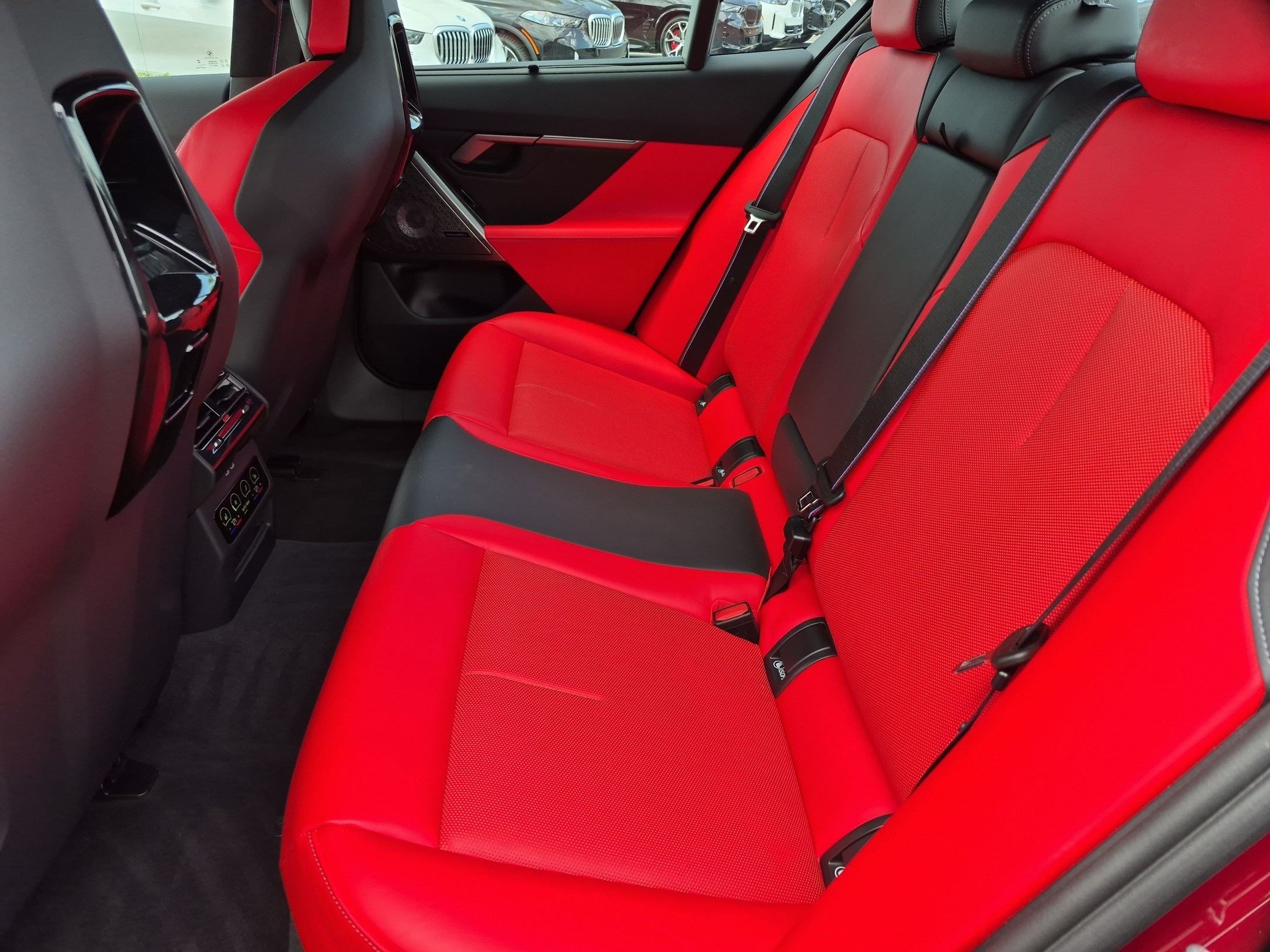 Used 2026 BMW M5 AWD/4WD image 30