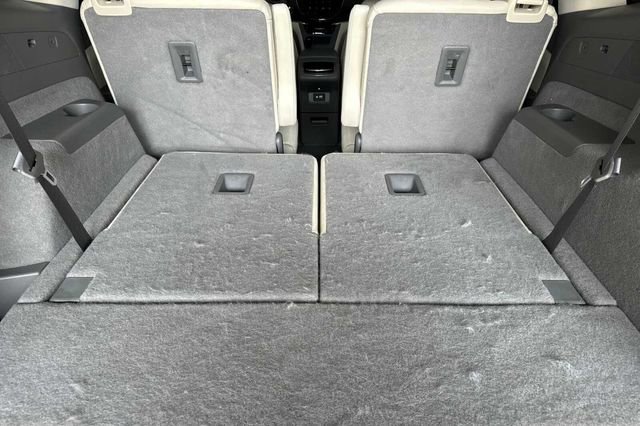 Used 2020 Cadillac XT6 Premium Luxury image 16