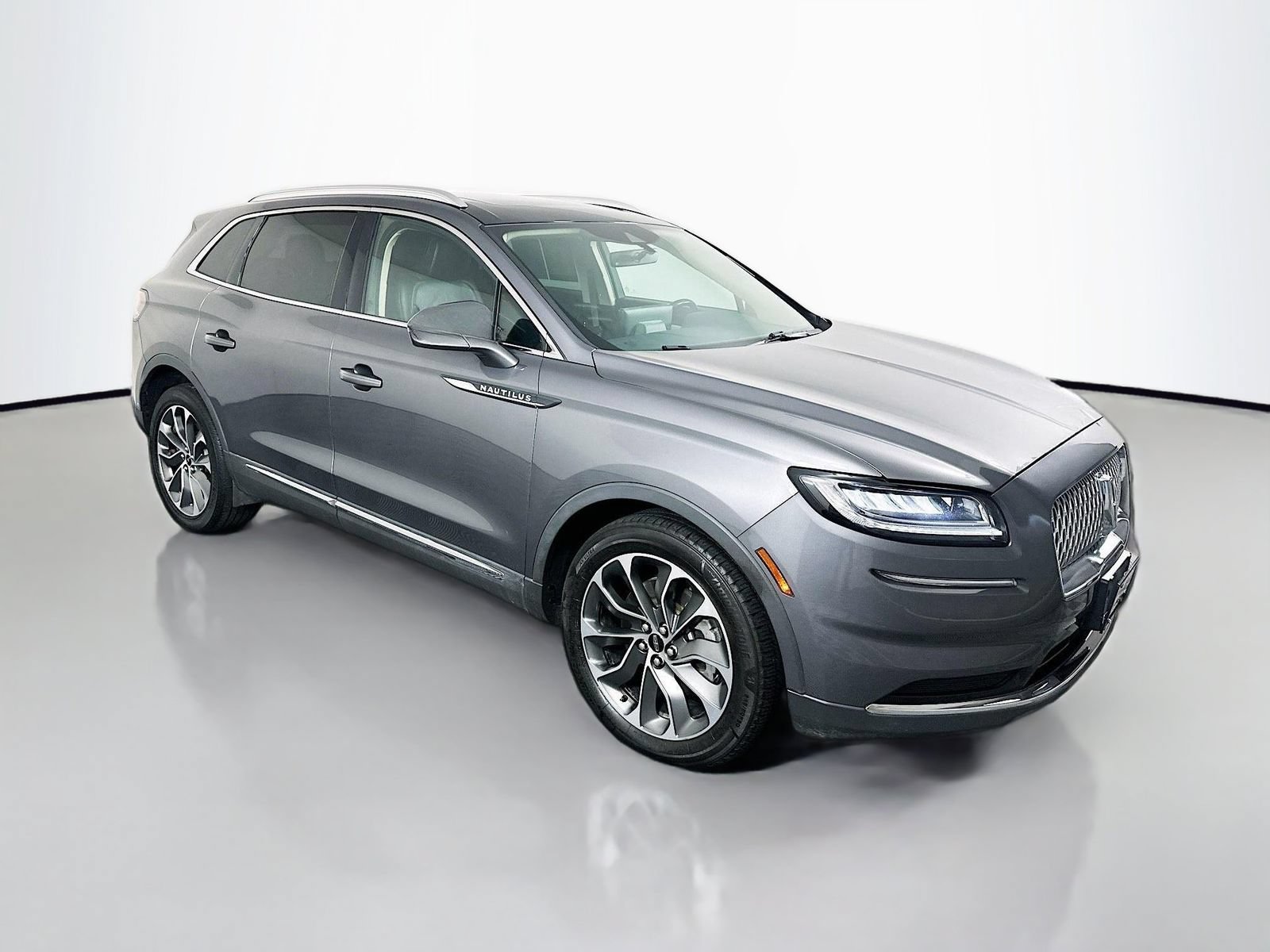 Used 2021 Lincoln Nautilus Reserve w/ Class II Trailer Tow Package AWD/4WD video 1