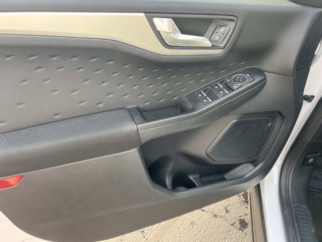 Certified 2020 Ford Escape SE AWD/4WD image 15
