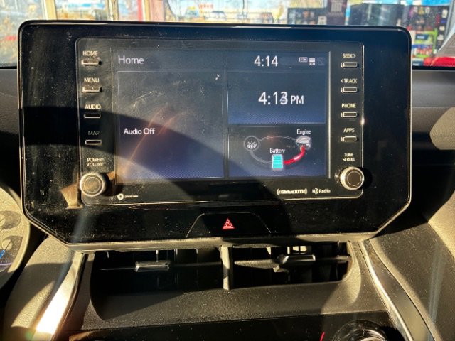 Used 2021 Toyota Venza LE w/ Carpet Mat Package (TMS) image 22