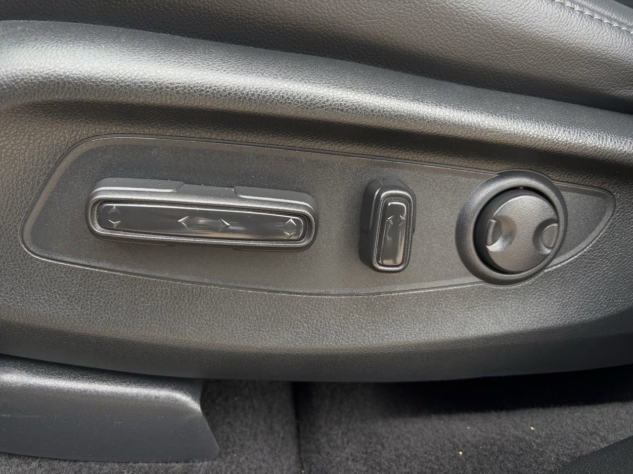 Used 2024 Honda CR-V EX-L image 28