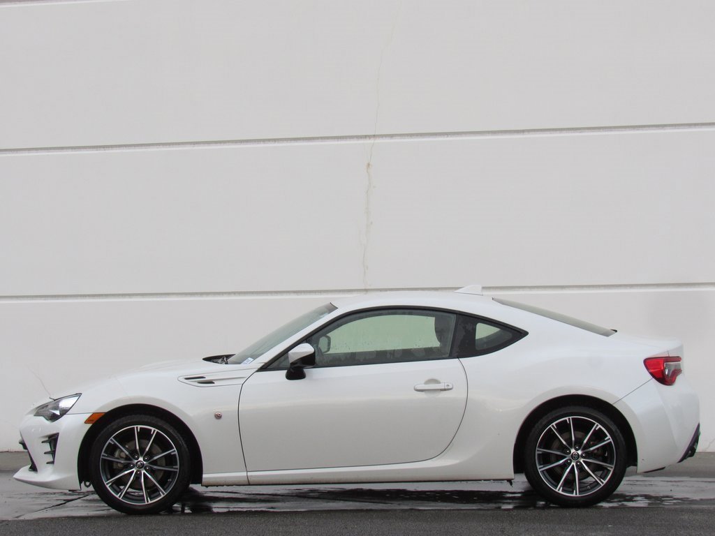 Certified 2017 Toyota 86 image 4