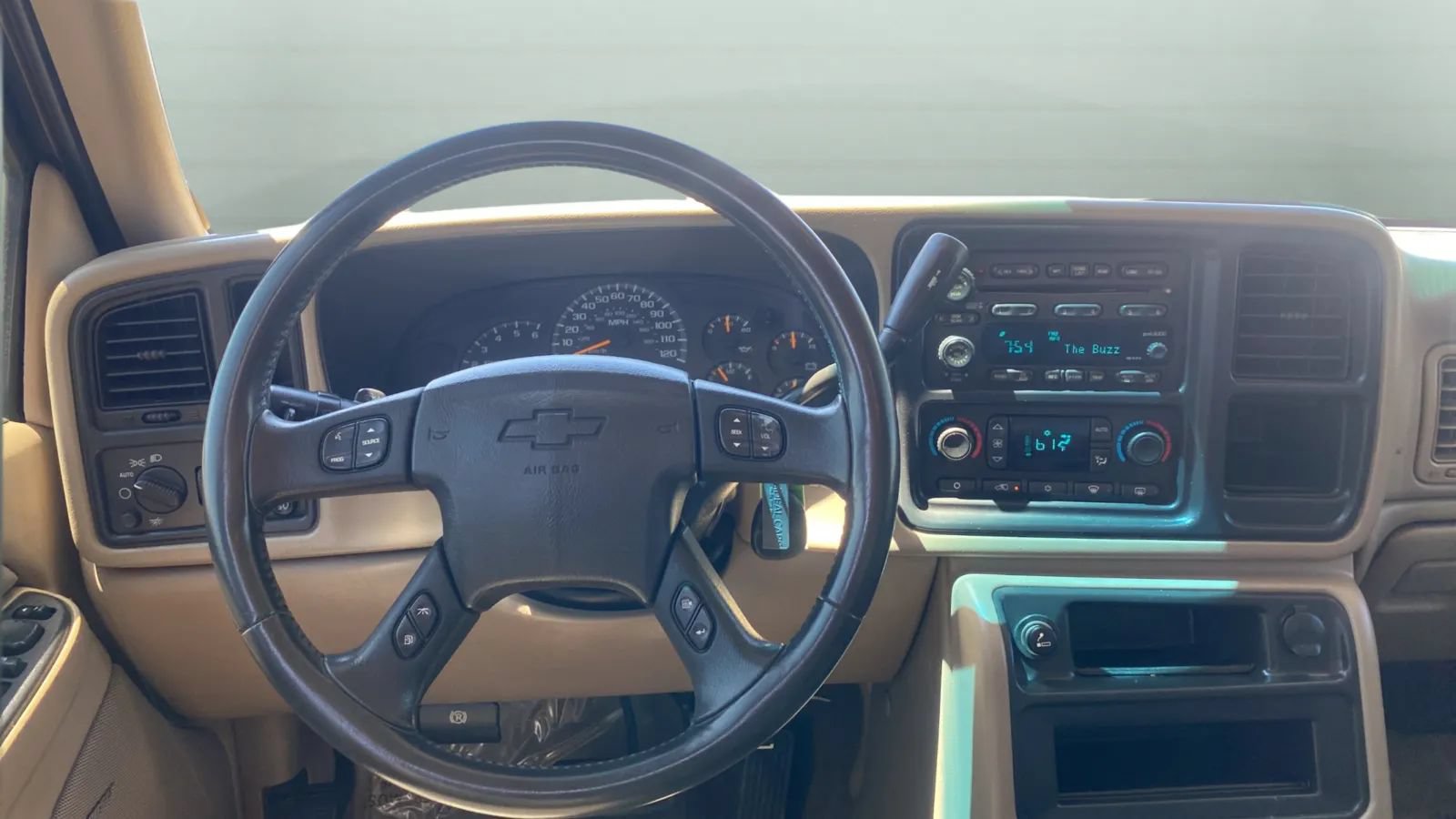 Used 2004 Chevrolet Silverado 2500 LT RWD image 11