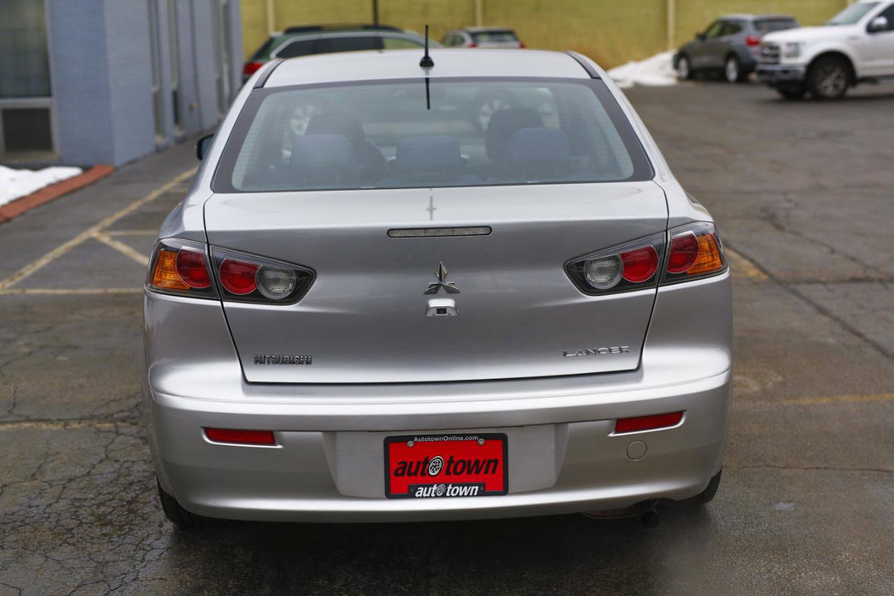 Used 2017 Mitsubishi Lancer ES image 14