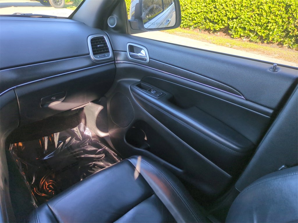 Used 2018 Jeep Grand Cherokee Limited image 19