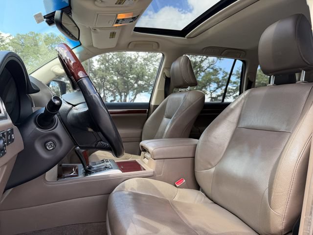 Used 2015 Lexus GX 460 w/ Premium Package AWD/4WD image 7