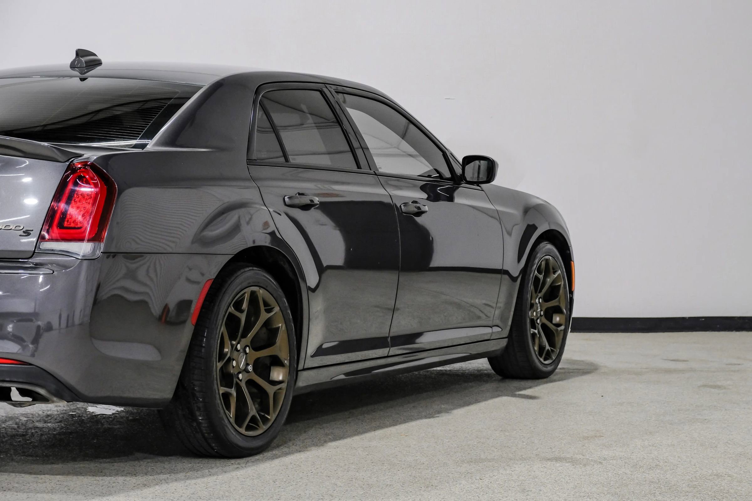 Used 2017 Chrysler 300 S w/ S Model Appearance Package image 13