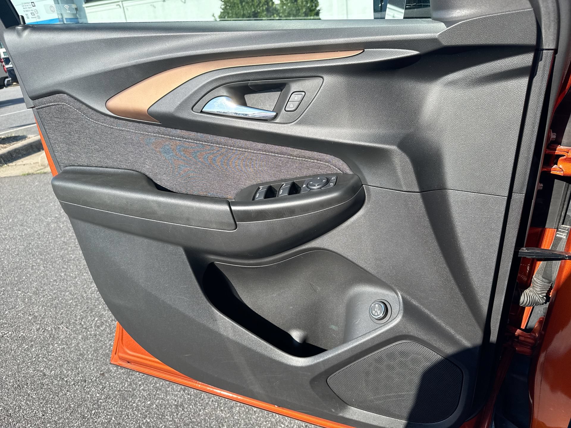 Used 2023 Chevrolet TrailBlazer ACTIV w/ Sun and Liftgate Package FWD image 18