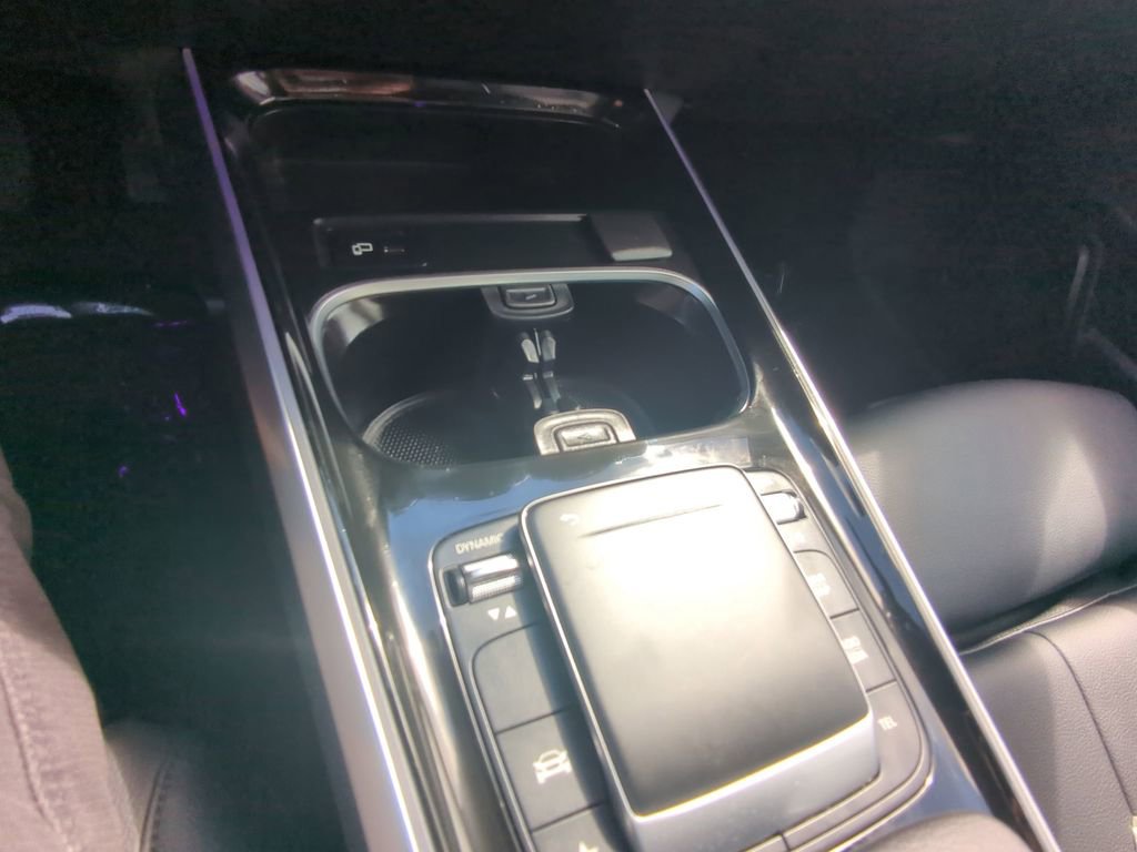 Certified 2021 Mercedes-Benz GLB 250 w/ Premium Package image 8