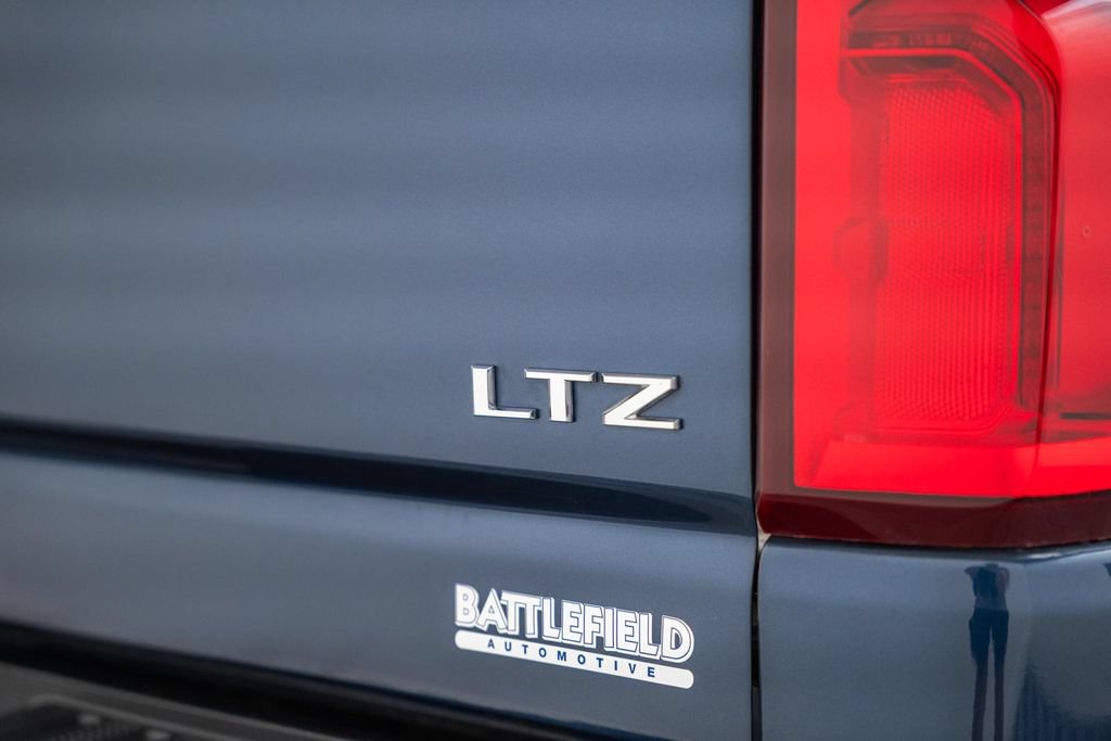 Used 2021 Chevrolet Silverado 3500 LTZ w/ LTZ Premium Package AWD/4WD image 9