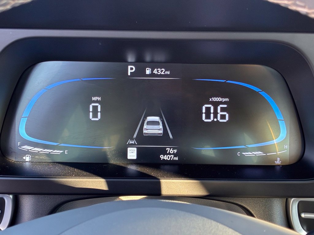 Certified 2026 Hyundai Elantra Sport FWD image 32