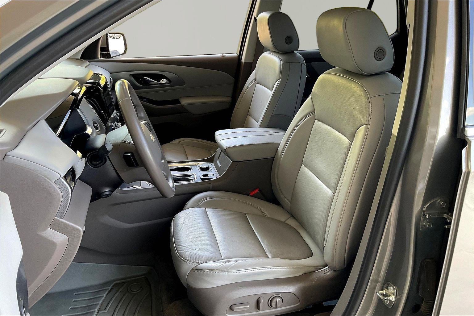 Used 2019 Chevrolet Traverse Premier AWD/4WD image 20