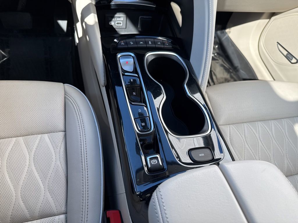 Used 2021 Buick Envision Avenir w/ Technology Package II image 21