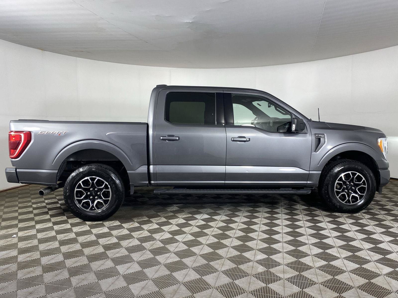Used 2022 Ford F150 XLT w/ Equipment Group 302A High AWD/4WD image 8