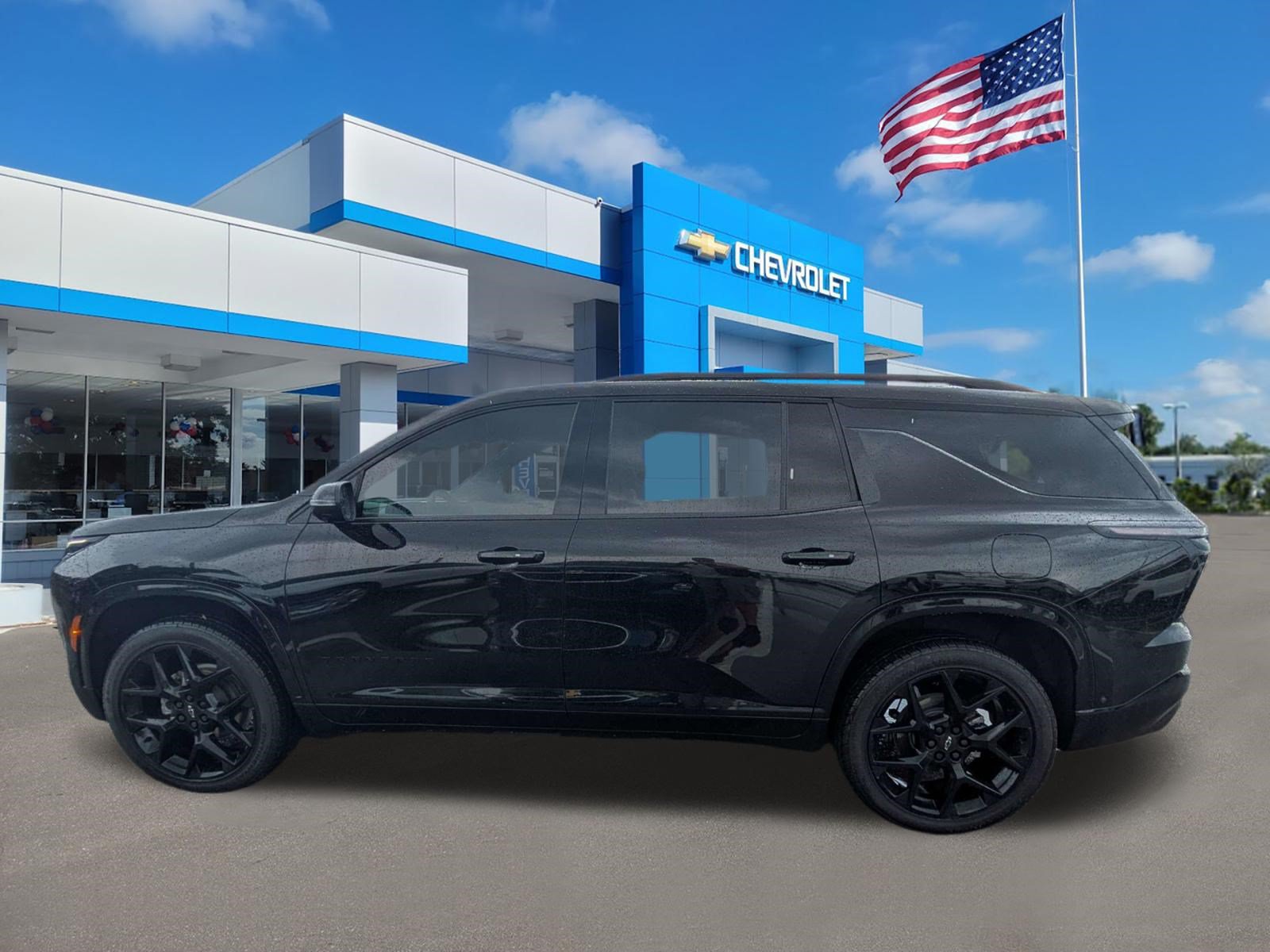 Used 2026 Chevrolet Traverse RS FWD image 5
