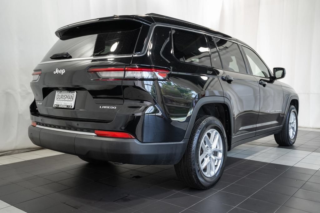Used 2023 Jeep Grand Cherokee L Laredo w/ Luxury Tech Group I AWD/4WD image 4