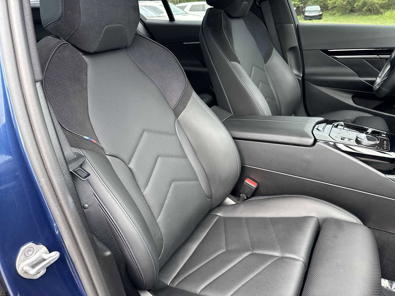 Used 2024 BMW 530i w/ M Sport Package RWD image 20