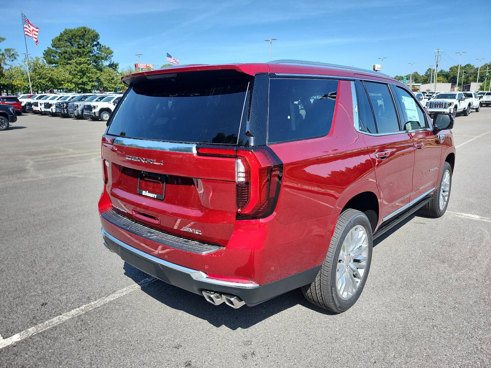 New 2026 GMC Yukon Denali w/ Sun & Power Step Package AWD/4WD image 3