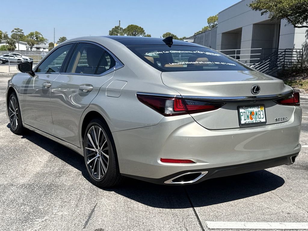 Used 2025 Lexus ES 350 w/ Premium Package image 10