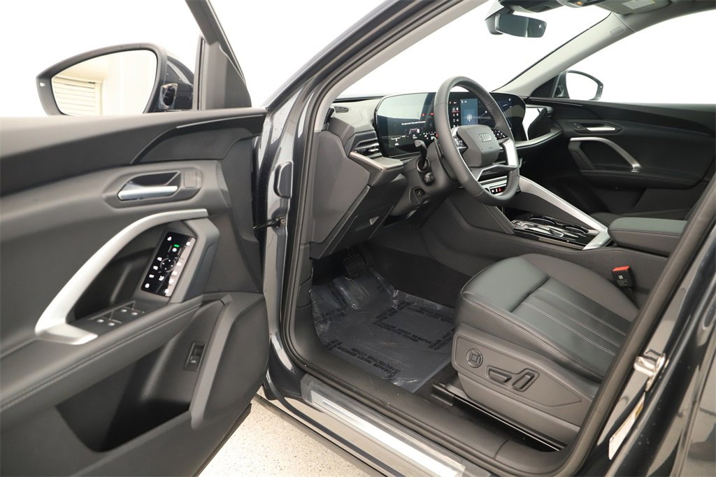 New 2025 Audi Q5 Premium image 14