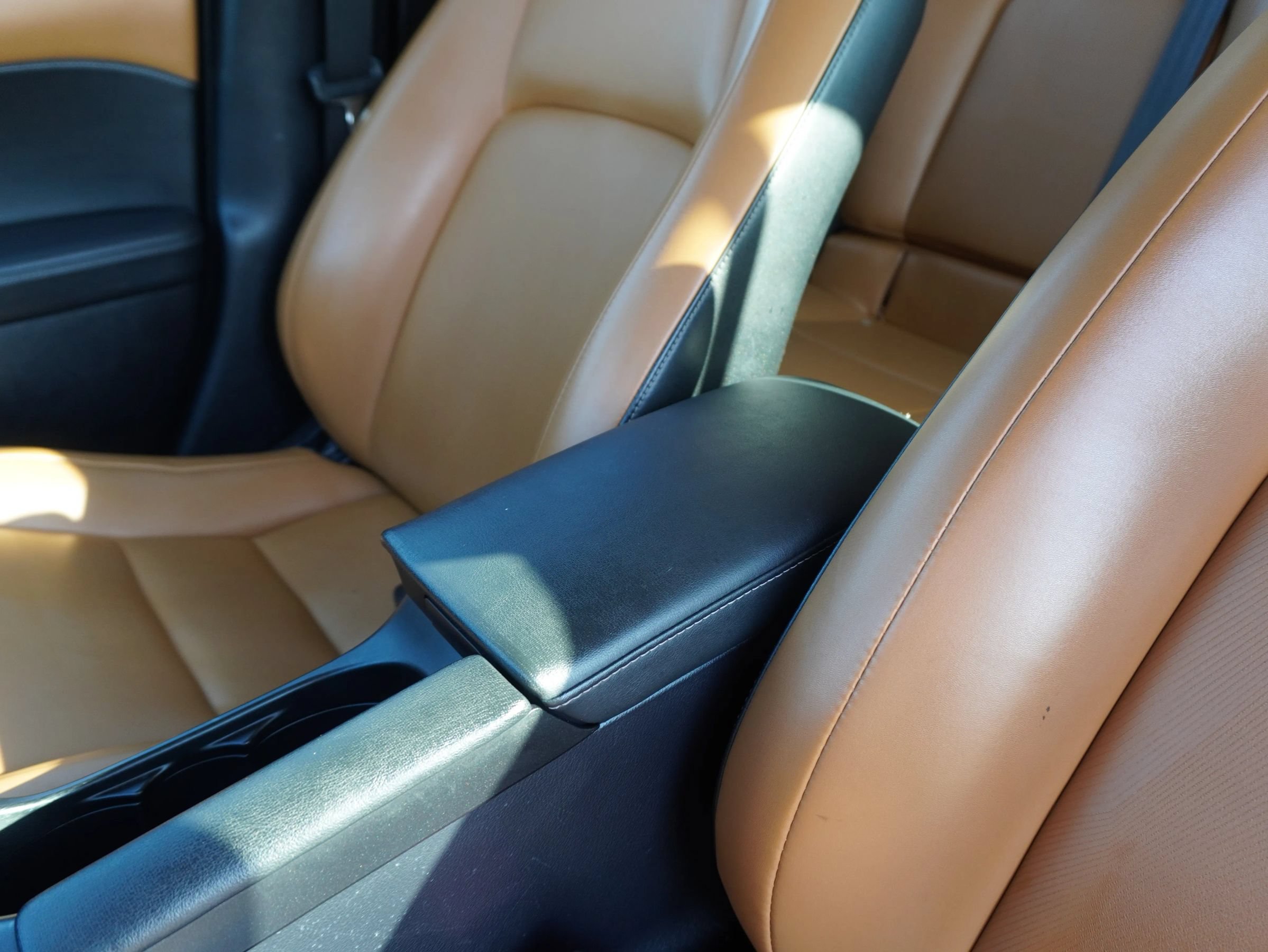 Used 2015 Lexus CT 200h w/ Navigation Package FWD image 19