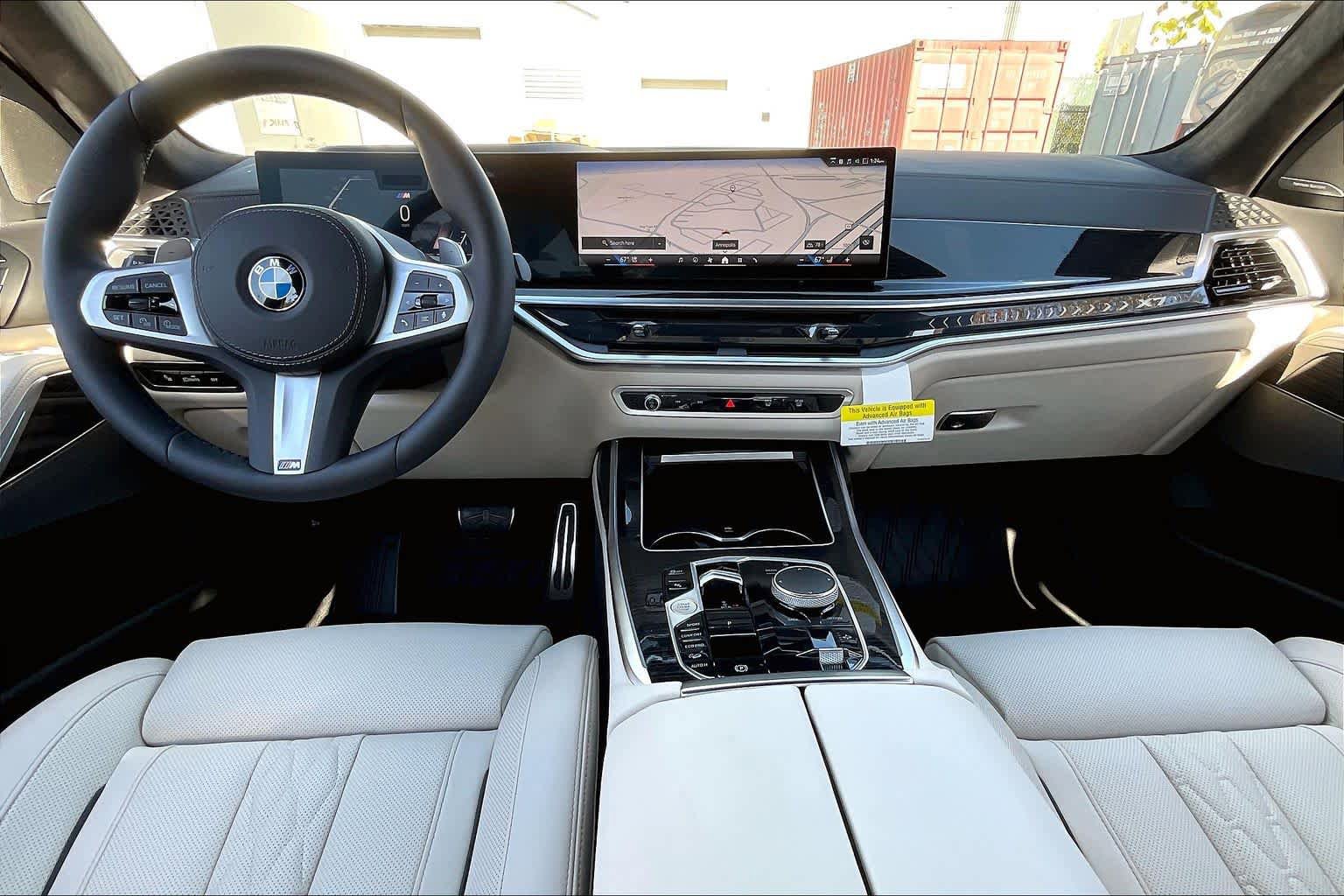 Used 2026 BMW X7 xDrive40i w/ M Sport Package image 15