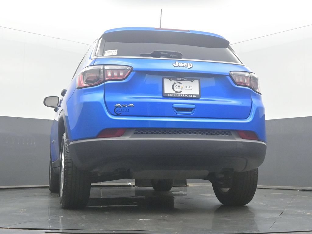 Used 2023 Jeep Compass Sport w/ Mopar Graphics Package AWD/4WD image 48