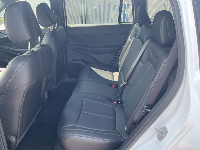 New 2026 Jeep Cherokee Limited AWD/4WD image 10