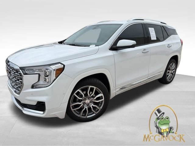 Used 2023 GMC Terrain Denali w/ Denali Premium Package
