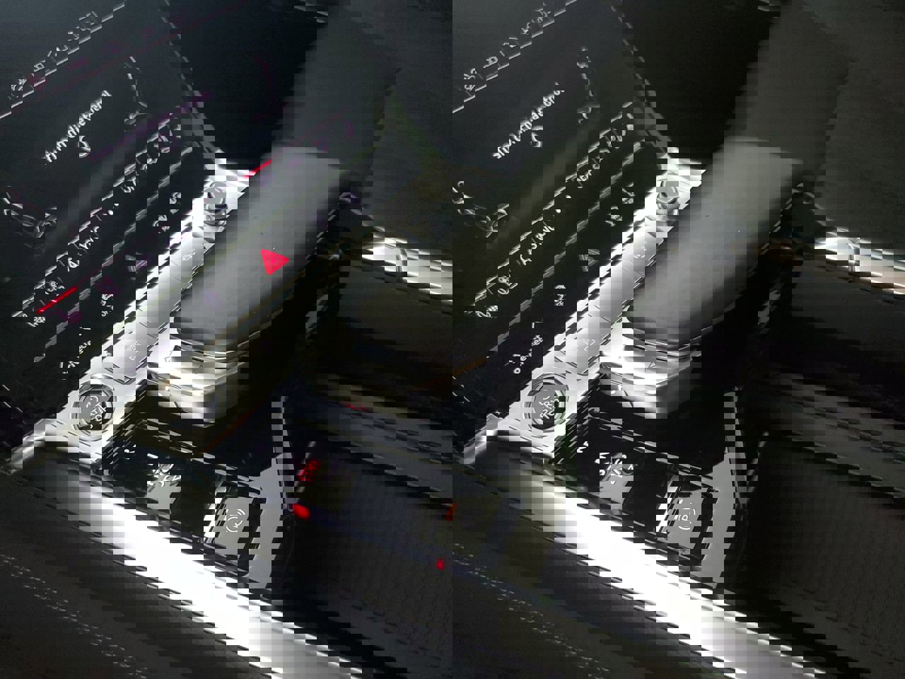 Certified 2021 Audi e-tron Premium Plus w/ Premium Plus Package image 17