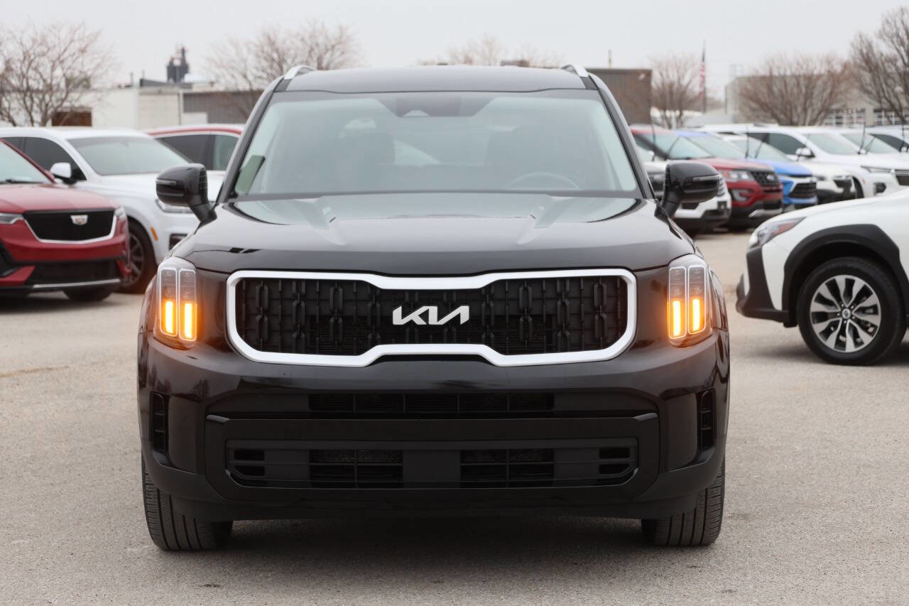 Used 2024 Kia Telluride S AWD/4WD image 2