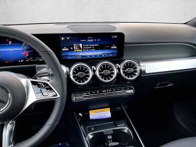 New 2026 Mercedes-Benz GLB 250 4MATIC image 9