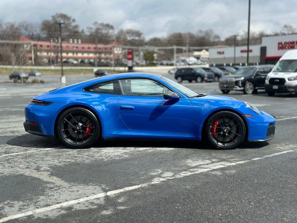 Used 2025 Porsche 911 Carrera GTS RWD image 7