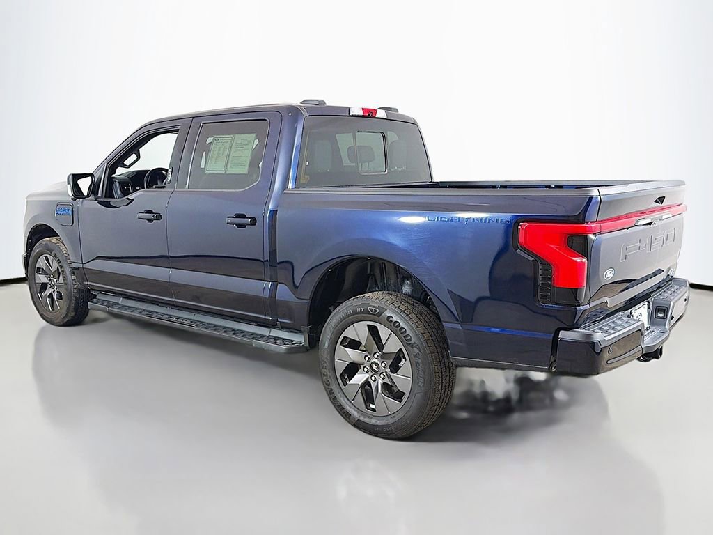 Used 2024 Ford F150 Lightning Lariat image 12