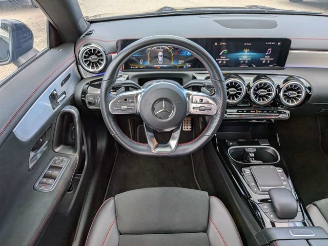Used 2022 Mercedes-Benz CLA 35 AMG 4MATIC image 13