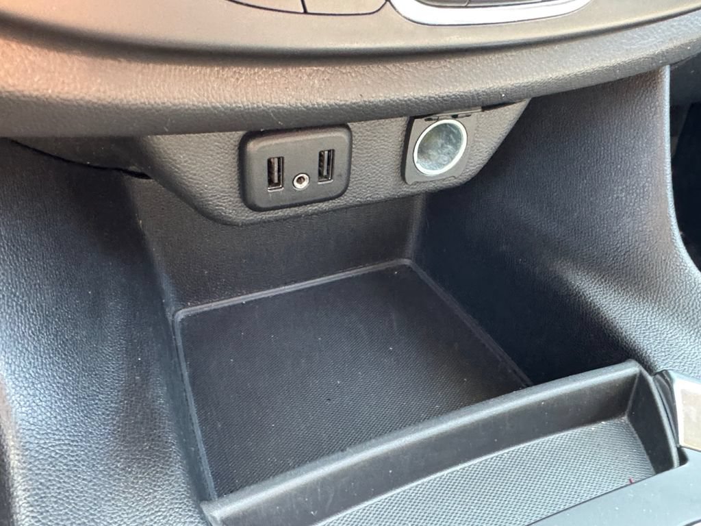 Used 2021 Chevrolet Traverse LT AWD/4WD image 27