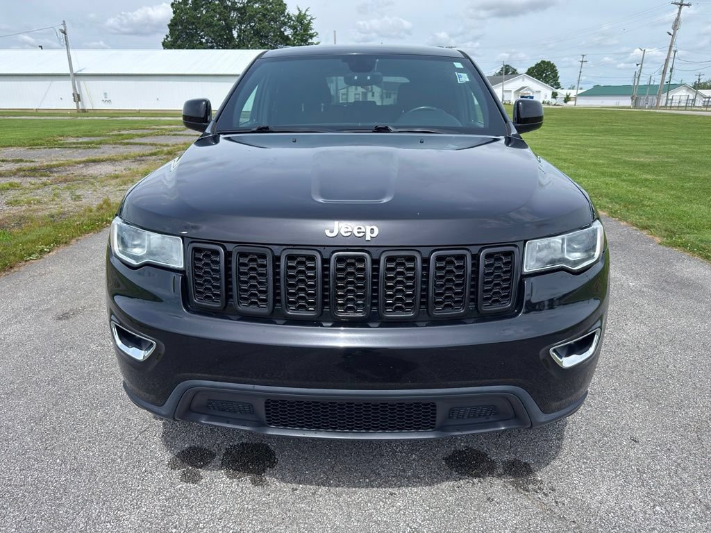 Used 2017 Jeep Grand Cherokee Laredo AWD/4WD image 17