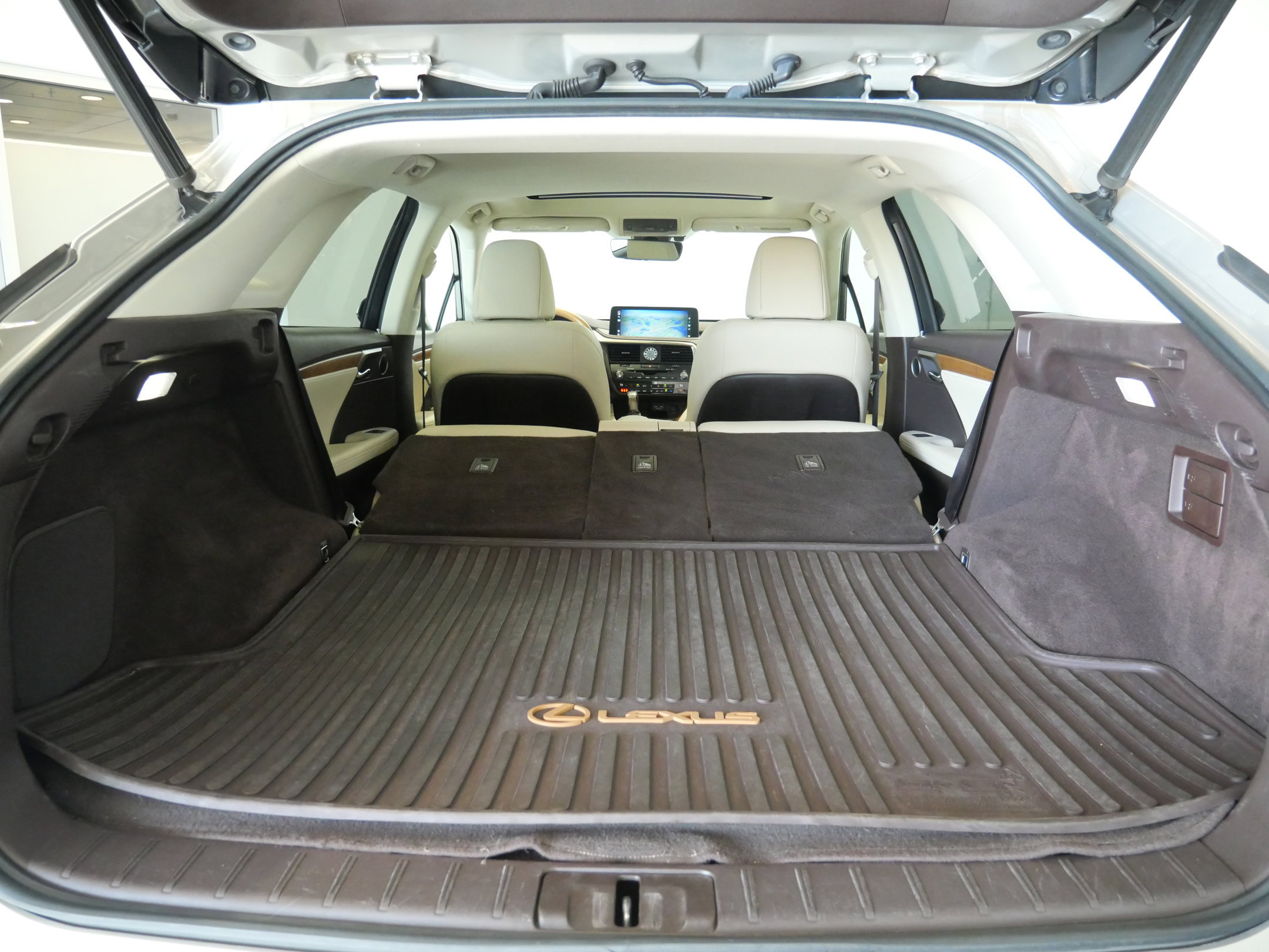 Used 2020 Lexus RX 350 AWD w/ Premium Package image 30