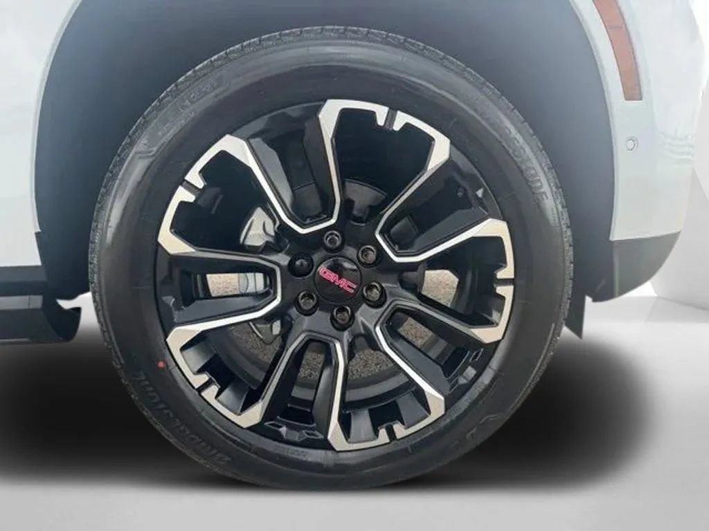 New 2026 GMC Yukon XL Denali w/ Sun & Power Step Package AWD/4WD image 35