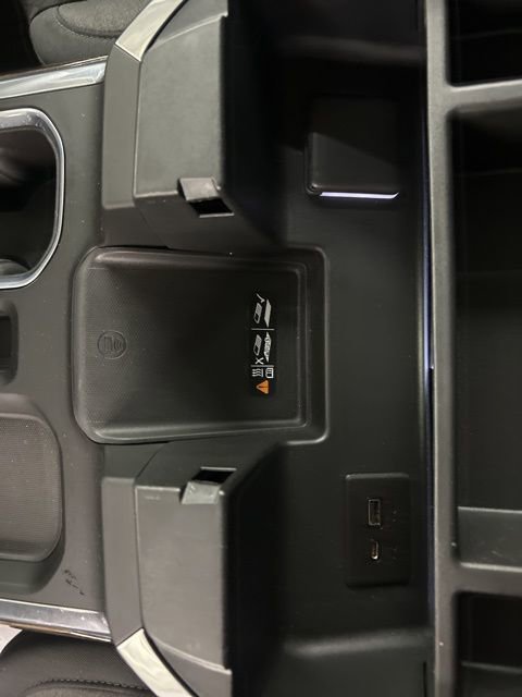 Used 2022 GMC Sierra 1500 Elevation w/ Preferred Package image 21
