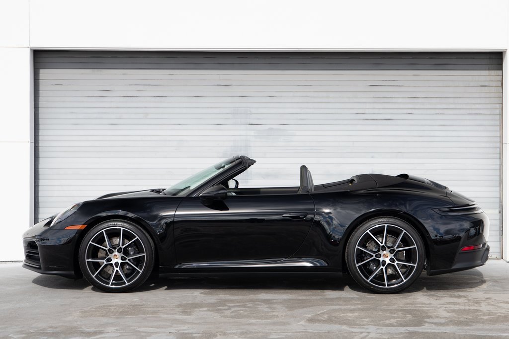 New 2026 Porsche 911 Carrera image 2