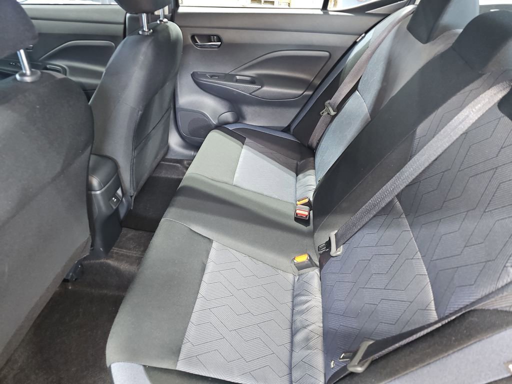 Used 2025 Nissan Versa SV w/ Trunk Package image 25