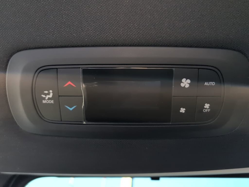 New 2026 Chrysler Pacifica Select image 19