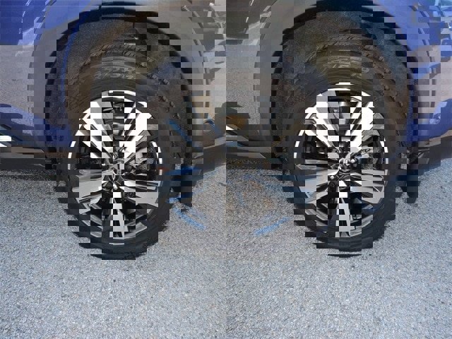 Used 2021 Nissan Rogue Platinum image 9