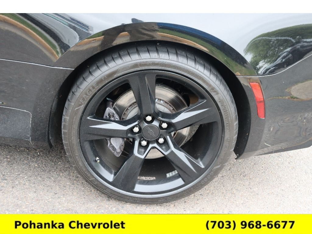 Used 2016 Chevrolet Camaro SS RWD image 29